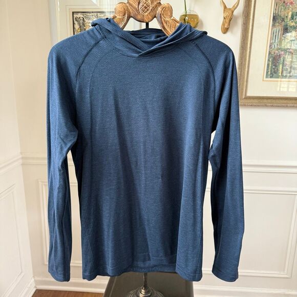 lululemon athletica Other - Lululemon Metal Vent Tech Hoodie Lightweight Blue $118 S